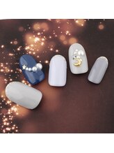 ラ カゼッタ(La casetta)/夜空ビジューネイル