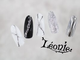 モノトーン大理石ネイル