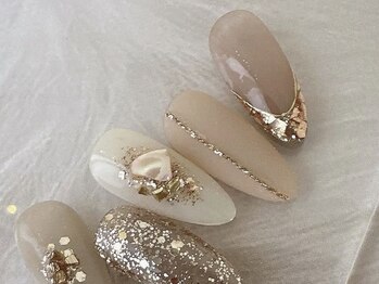 ミュウミュウ(miumiu)/冬限定ネイル特集