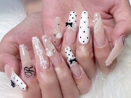 ドット×レースフレンチネイル