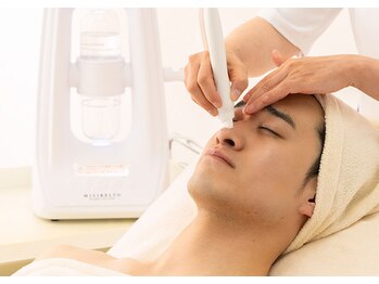 吉乃 大和高田有井店の写真/【男の清潔感】たるみ・脂肪を撃退し小顔へ☆彡毛穴洗浄とオンダマイクロウェーブリフトで二重あごにも◎