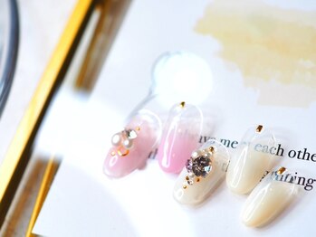 ナチュラボ ネイル(NATURA:BO NAIL)/ビジューネイル(ニュアンス)