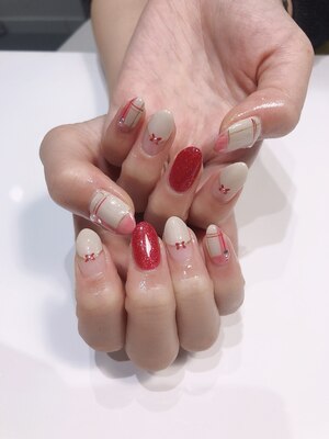 Crystal Nail Salon【クリスタルネイルサロン】