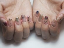 ミーナネイル(miinanail)/手描きボタニカルフラワーネイル