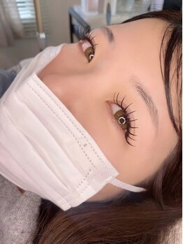 ルーア(Lua)の写真/《超軽量★フラットマットラッシュ導入♪》自まつ毛へのフィット感&羽の様な付け心地で抜群のキープ力◎