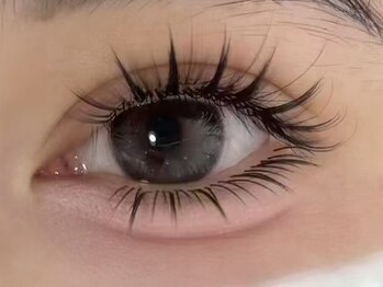 アイリナス(AILLYNAS)/代々木新宿駅マツエク ¥11560