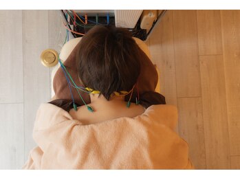 ハリナチュレ 福岡博多/免疫美容鍼灸（首肩の鍼）