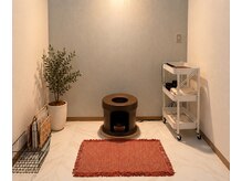 サロン カメリア(salon CAMELLIA)の雰囲気（選べるよもぎ蒸し♪贅沢な１人時間を満喫できる空間です◎）