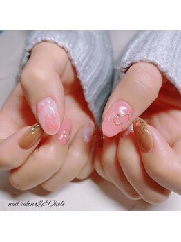 ラドール(La Dhole)/ミラーハートネイル