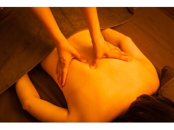 タイ古式ケロ(タイ古式KERO)/オイルマッサージ