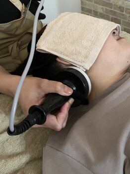 エムエー 愛宕店(MA)の写真/生体電流ヘットで頭皮と目がスッキリ♪毎日頑張る体にご褒美を…☆