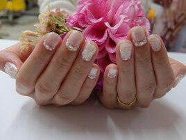 ウェディング人気華やかおすすめ