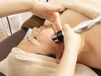 ビサイド(美side)/エイジングケアフェイシャル