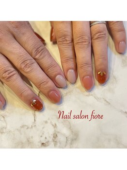 フィオーレ(fiore)/ジューシーカラーのいちごネイル