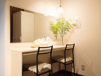 シューラディアント(ShuRadiant)/メイクルーム