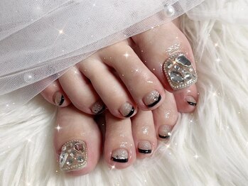 キューセブンネイルラウンジ ららぽーと立川立飛店(Q7 NailLounge)/フットデザイン＋埋め尽くし