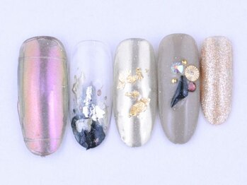 フォア ネイル(FOI NAIL)/