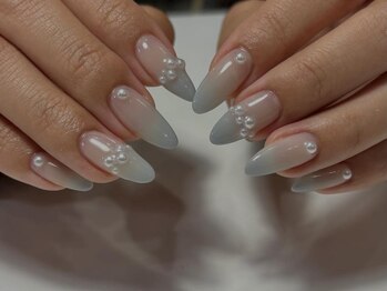 アイネイルズ 渋谷店(I nails)/【Saki.o】ブルーグラデパール