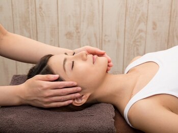 トリニティーベル(Trinity bel)の写真/小顔矯正+美容整体のお得なセットメニュー♪ソフトな圧で理想的なお顔の黄金比へ導いていきます☆