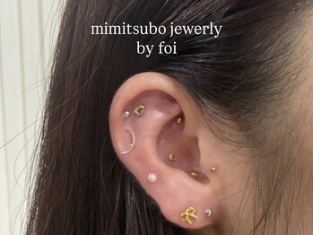 フォア(foi)/耳ツボデザイン