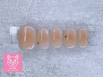 フロル(FLOR)/チークネイル/シンプル/ちゅるん