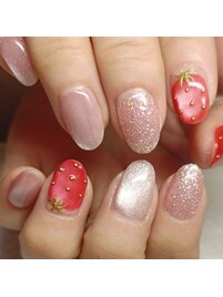 美爪育成×イチゴちゃんネイル♪