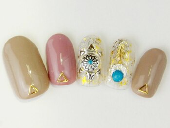 ネイルサロン ドレリッチ 大宮店(drerich)/ホイルシルバーコンチョ