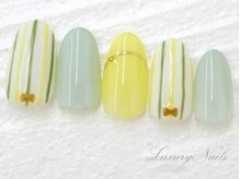ラグジュアリーネイルズ オオミヤ(Luxury Nails Omiya)/イエロー*ストライプネイル