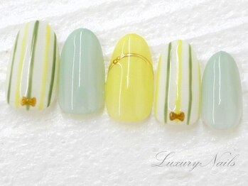 ラグジュアリーネイルズ オオミヤ(Luxury Nails Omiya)/イエロー*ストライプネイル