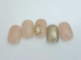 Bコース5200円カジュアルネイル