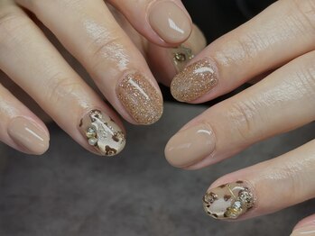 ロナネイル(RONA NAILS)/