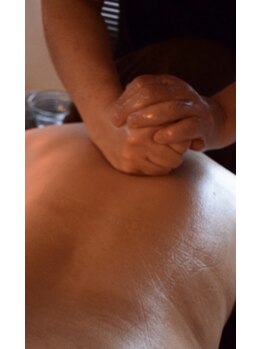 温和活 ロータス(温和活Lotus蓮:)/背中のつらい痛み解消しませんか