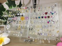 ホニアネラ(HoniAnela)の雰囲気(キラキラなパーツ多数ご準備!流行のワンホンネイルも◎♪)