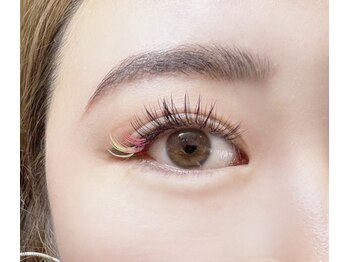 アヤネイルズ アンド アイラッシュ(AYA NAILZ.＆Eyelash)/目尻だけのビビッドカラー