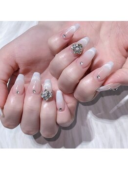 クイーンズビューティーサロン 新宿本店(Queen's beauty salon)/チップ長さだしやりつけ放題