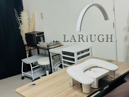 ラリーフ(LARiUGH)の写真