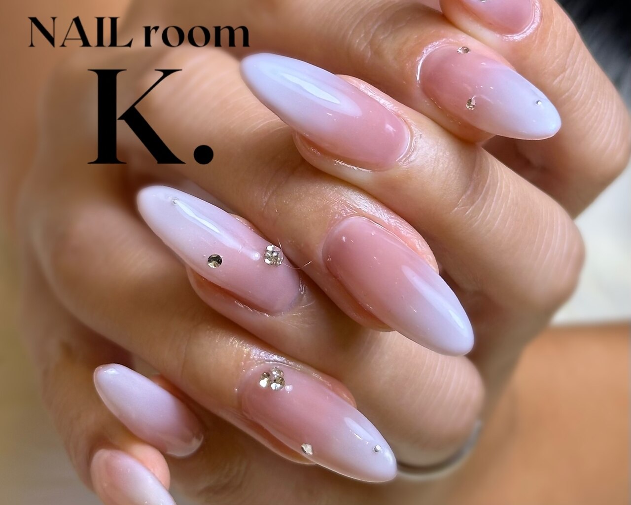 2026年冬トレンド】ベイビーブーマーのネイルデザイン集｜人気順｜112