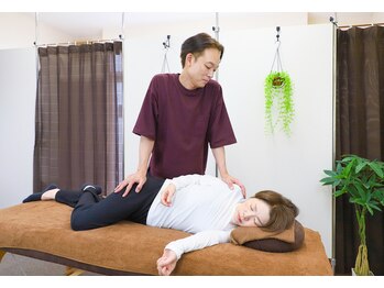 オリエンタル整体院 新潟院の写真/【体を動かすと辛い腰痛にお悩みの人へ】原因から改善する腰痛整体