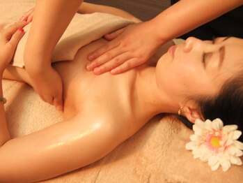 憩いサロン ユリ(yuri)/リンパマッサージ・痩身大宮店