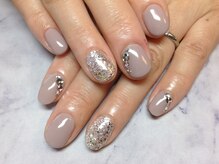 ラウト デコレーションアンドネイルサロン(Lauto Decoration&Nail Salon)/グレージュネイル