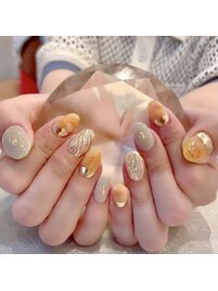 ハンドネイル　￥8,800