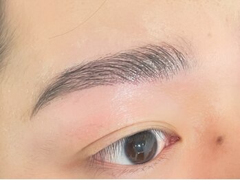 ジュン(JUN)の写真/第一印象が変わる！SNSで話題のハリウッドブロウリフトで垢抜け眉に☆WAXメニューもご用意あり◎