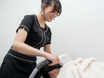 ミース 江坂店/うなじ矯正専門店ミース 江坂店