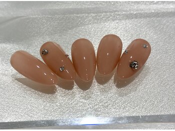 ティアラ(tiara)/オフィス上品☆ビジューネイル