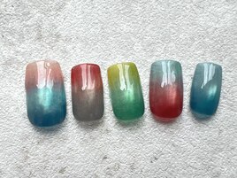 カラフルグラデネイル