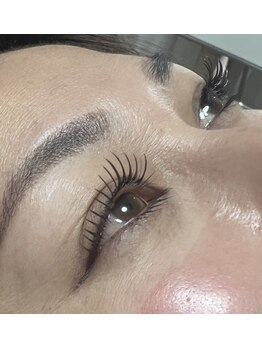 リュミエール(lash&brow lumiere)/マツエク　フラットラッシュ