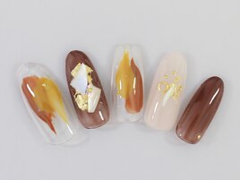 シアーブラウン×ぬりかけネイル