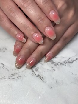 サフィールネイルサフィールネイル(Saphir nail)/チーク×ラメグラデーション