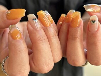 リルム(Relum)/オレンジつやネイル!