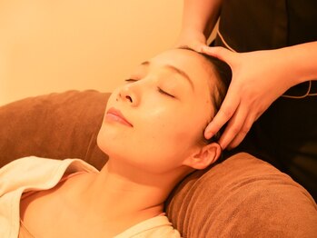 アキ(aki)の写真/『リーズナブルな価格で通いやすさが魅力◎』ドライヘッドスパやよもぎ蒸しなど本格ケアのメニューも充実！